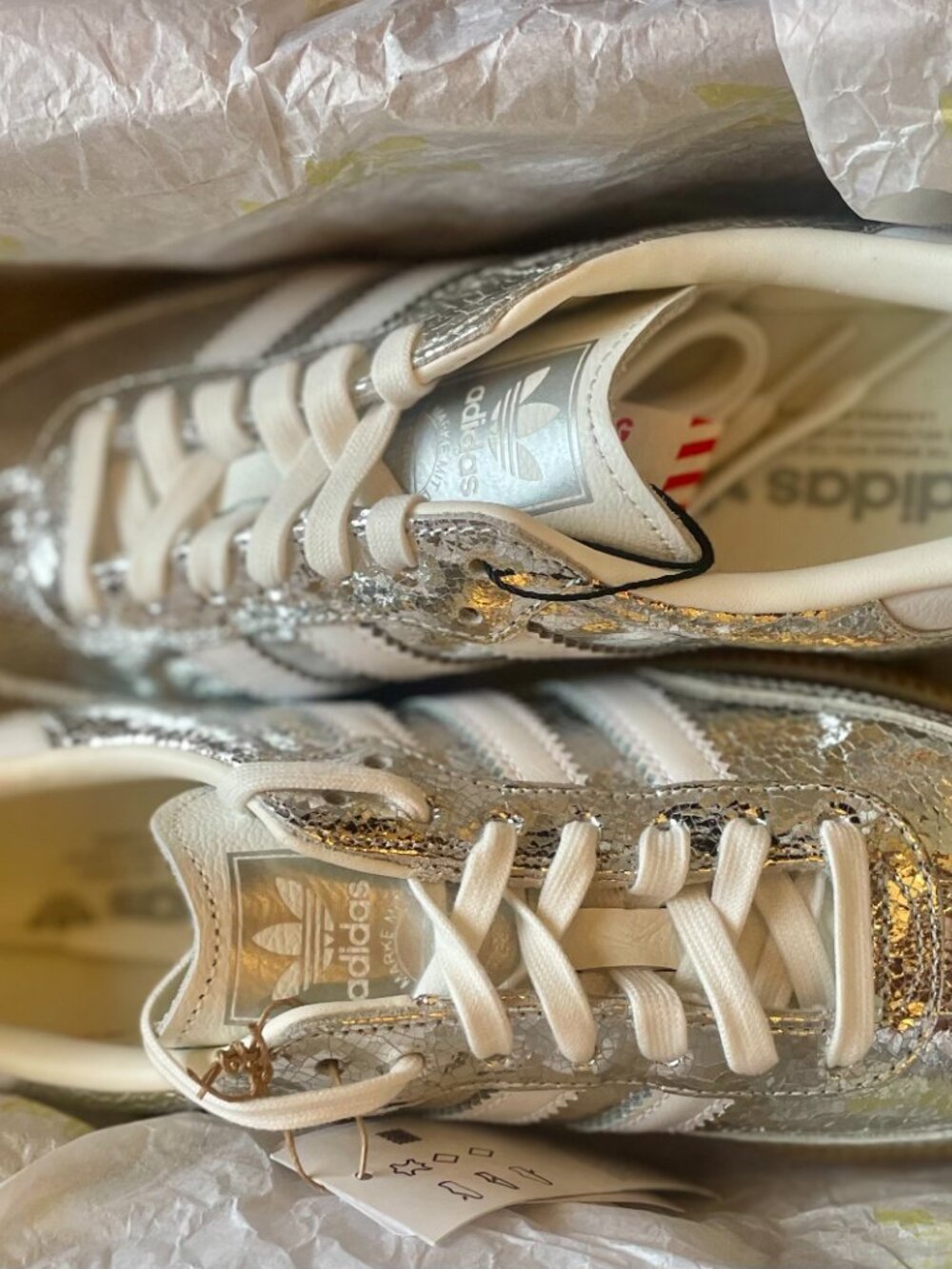 Adidas Samba OG "Silver Metallic" (JR0035) US 8 !! NWT !! - Picture 4 of 16